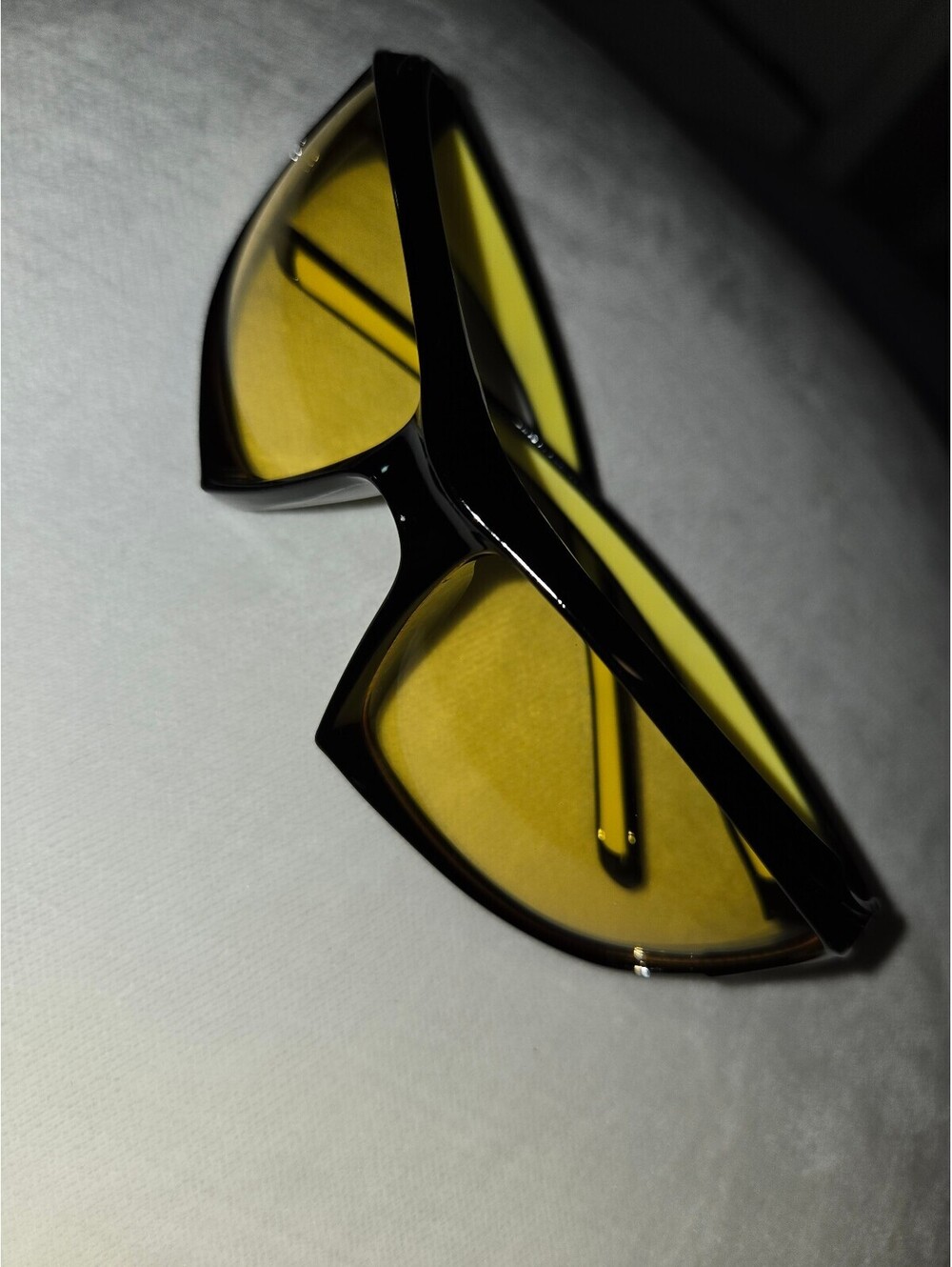 New Men's Black Sunglasses with Yellow Lenses